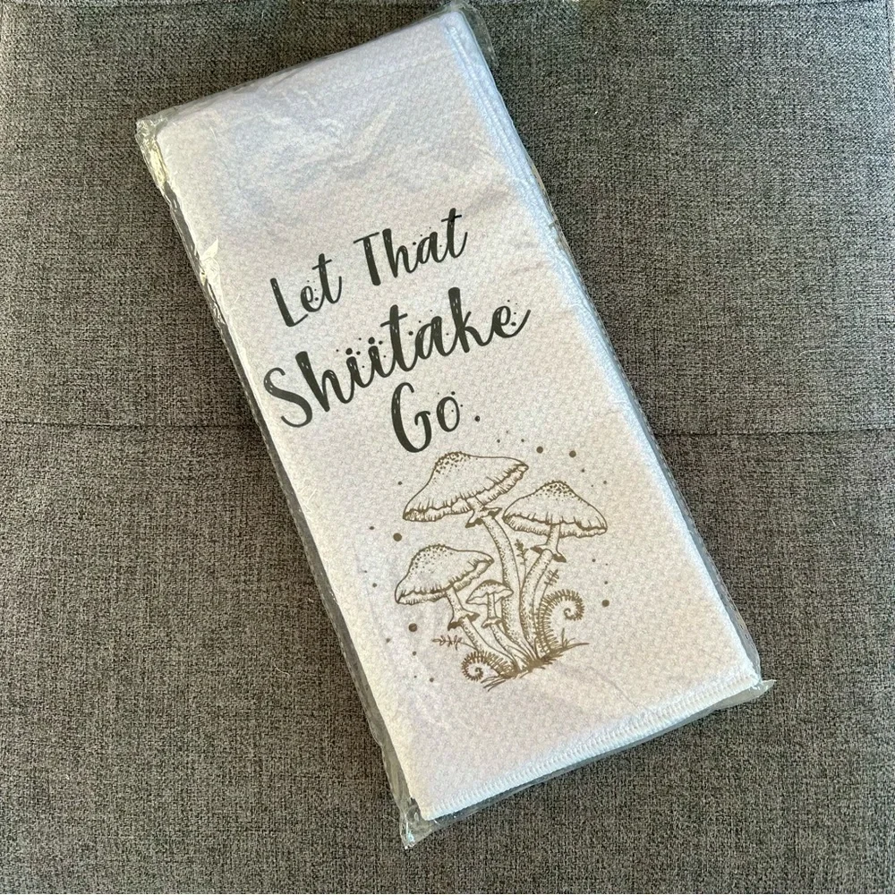 Set/2 Funny Mushroom Dishtowels (1/“Let that Shiitake Go” + 1/Print), White, Tan